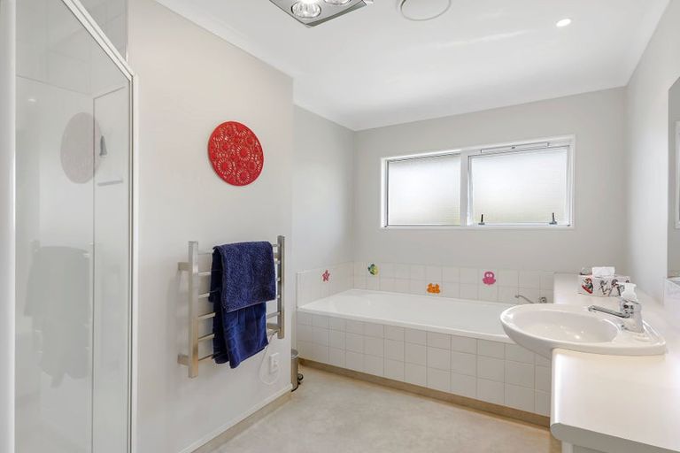 Photo of property in 9 Gresham Place, Taradale, Napier, 4112