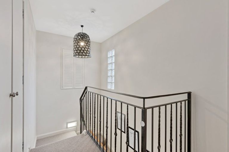 Photo of property in 9 Buxton Terrace, Saint Martins, Christchurch, 8022