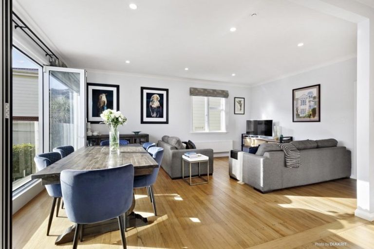 Photo of property in 14 Fernhill Terrace, Wadestown, Wellington, 6012