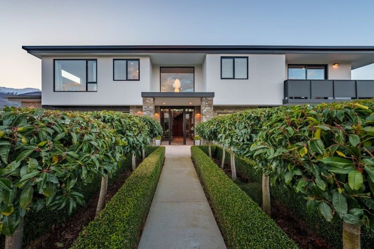 Photo of property in 14 Primary Lane, Wanaka, 9305