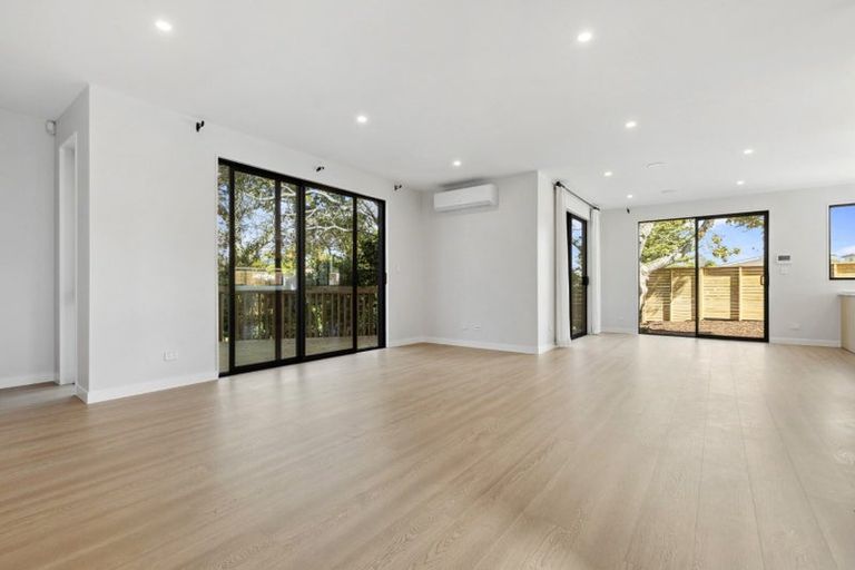 Photo of property in 19 Waterloo Road, Milford, Auckland, 0620