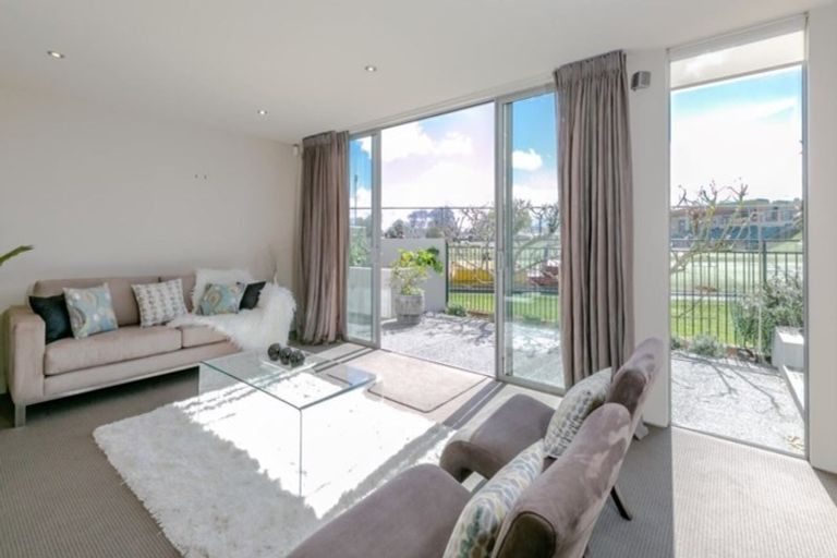 Photo of property in 95 Dover Street, St Albans, Christchurch, 8014