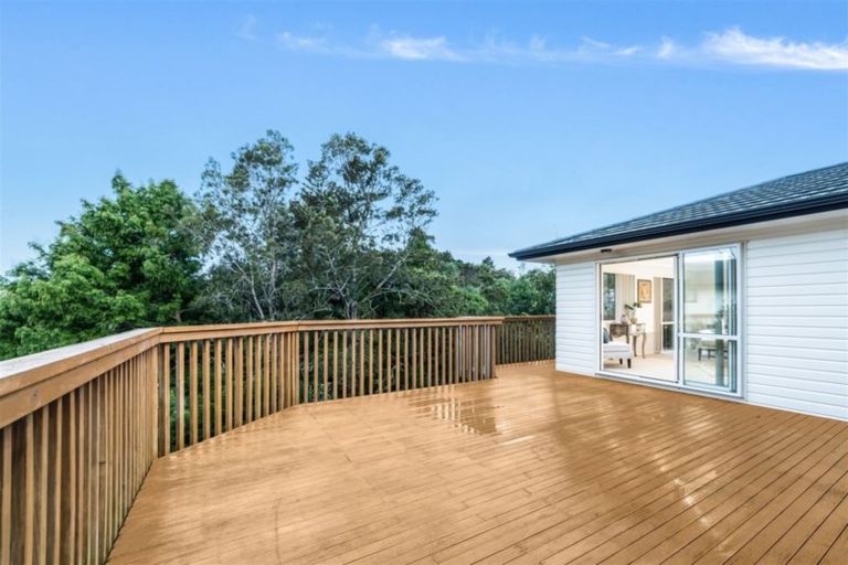 Photo of property in 46b Roick Parade, Glen Eden, Auckland, 0602