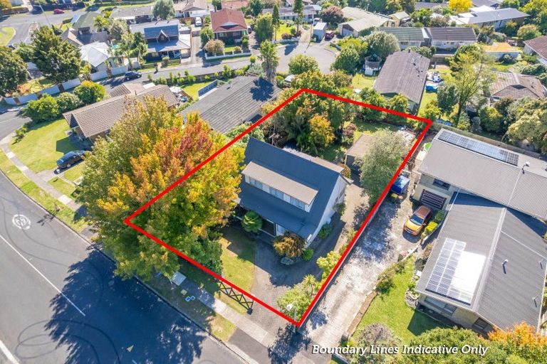 Photo of property in 13 Lachlan Drive, Dinsdale, Hamilton, 3204