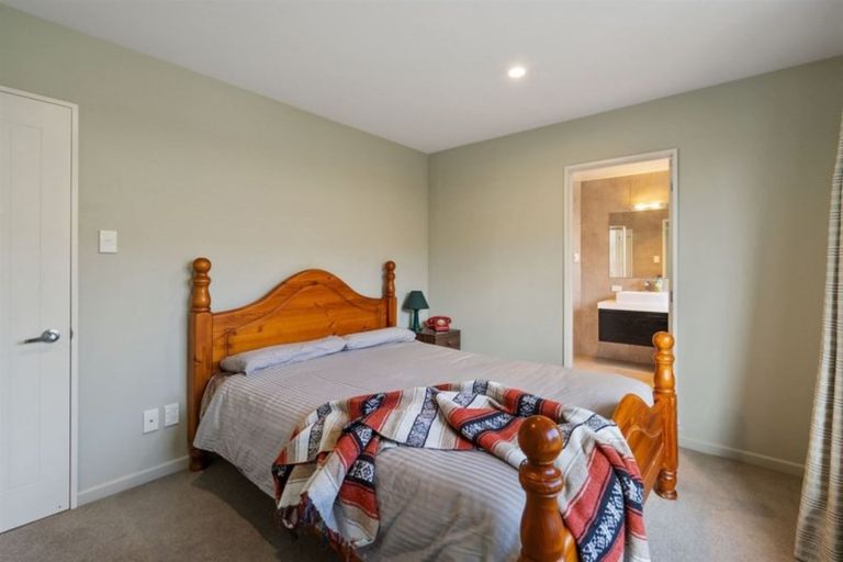 Photo of property in 7 Strathcarron Place, Broomfield, Christchurch, 8042