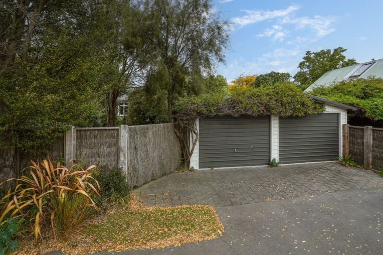 Photo of property in 16 Kinloch Street, St Albans, Christchurch, 8014