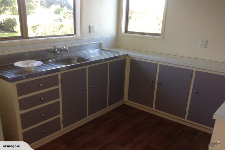 Photo of property in 73 Brandon Street, Featherston, 5710