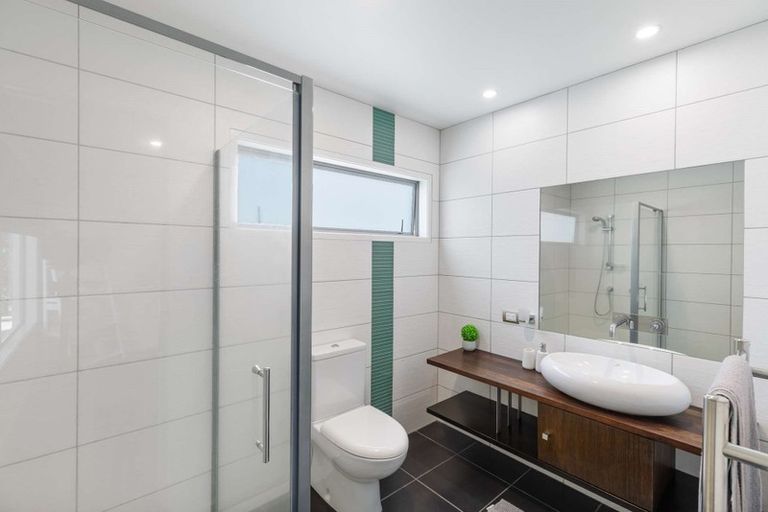 Photo of property in 76 Bay Street, Red Beach, 0932