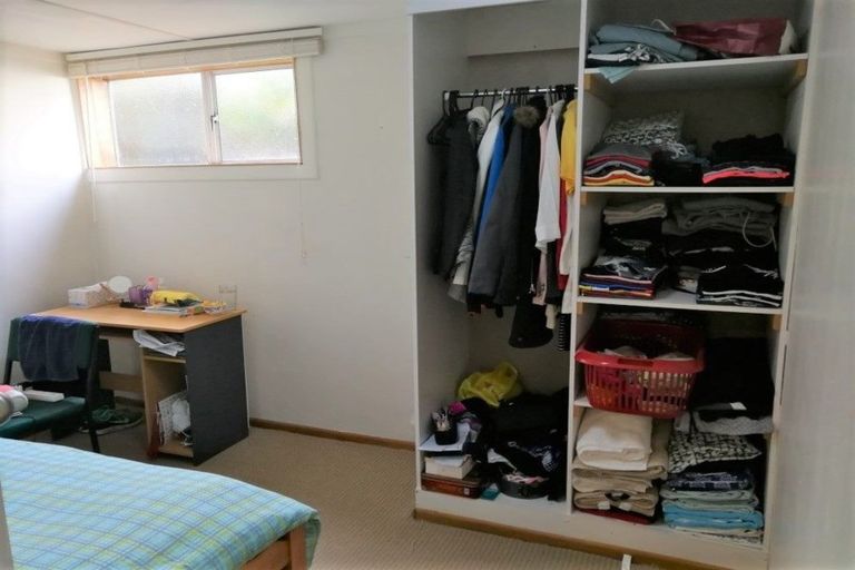 Photo of property in 11 William Souter Street, Forrest Hill, Auckland, 0620
