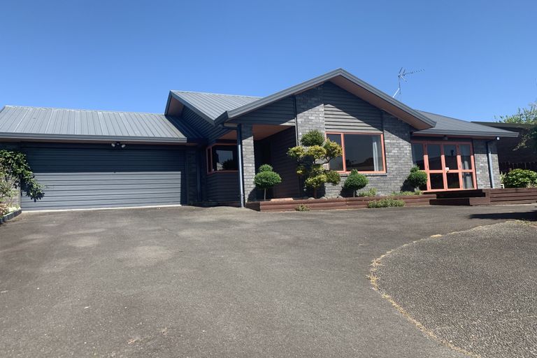 Photo of property in 990 Bank Street, Te Awamutu, 3800