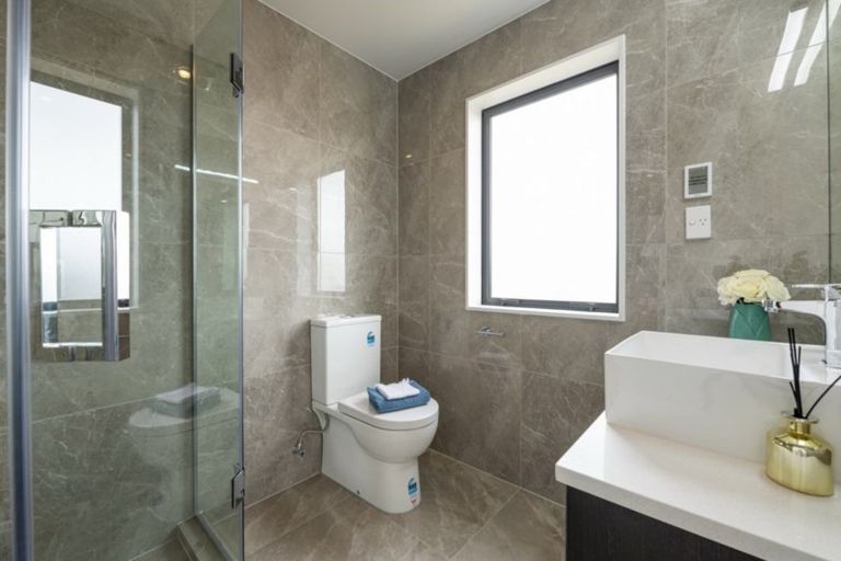 Photo of property in 13 Matiki Road, Flat Bush, Auckland, 2019