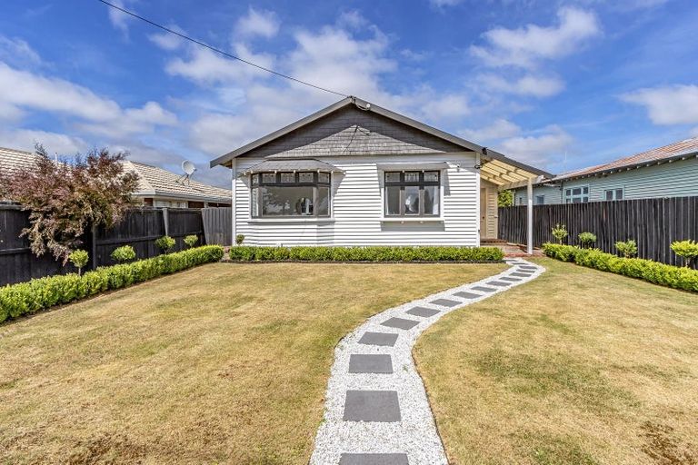 Photo of property in 22 Tower Street, Hornby, Christchurch, 8042