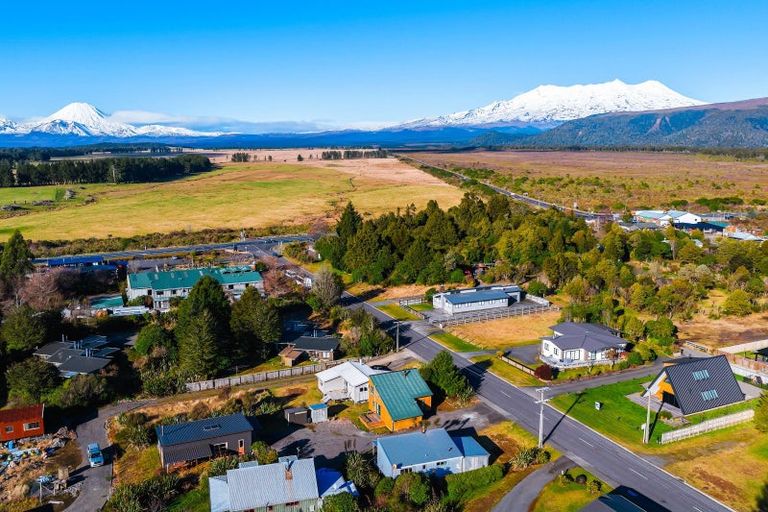 Photo of property in 24 Findlay Street, National Park, Owhango, 3989