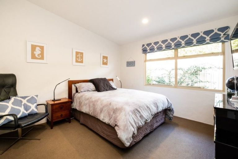 Photo of property in 34 Rochfort Road, Havelock North, 4130