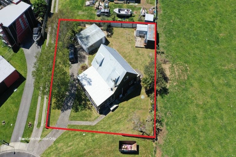 Photo of property in 21 Whenuariri Place, Maketu, 3189