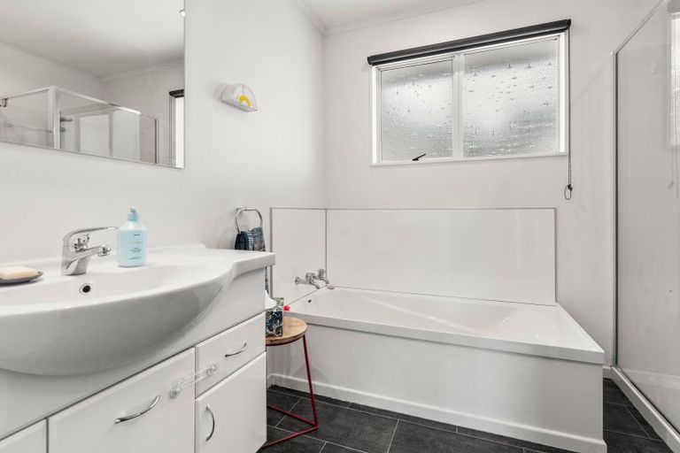 Photo of property in 10 Reading Street, Greytown, 5712