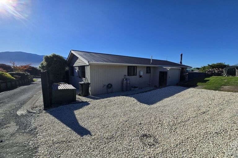 Photo of property in 7 Fyffe Avenue, Kaikoura, 7300