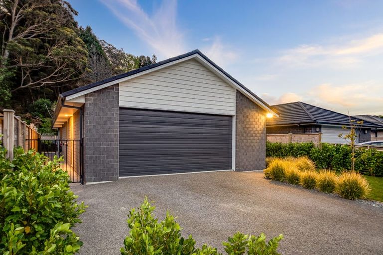 Photo of property in 44 Martingale Drive, Whitby, Porirua, 5024