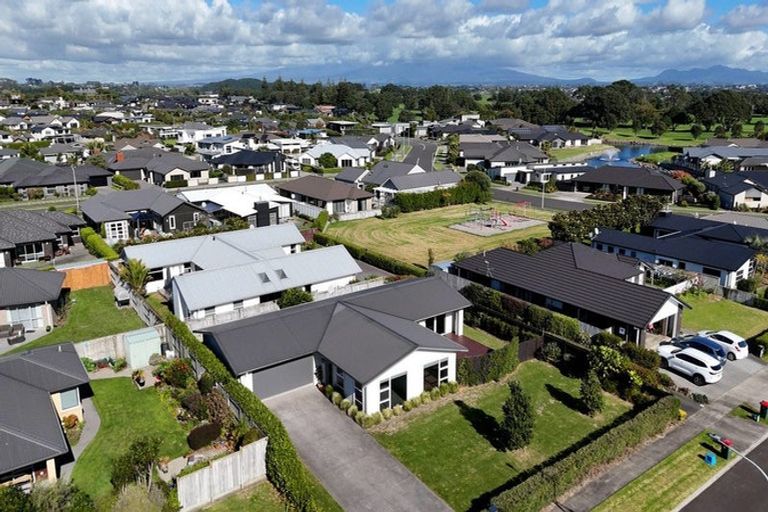 Photo of property in 10 Wentworth Lane, Waiwhakaiho, New Plymouth, 4312