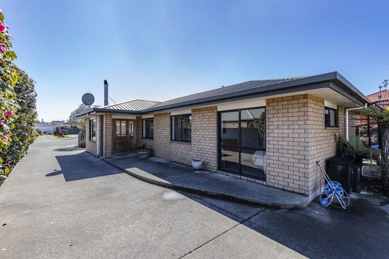 Photo of property in 5 Somerset Place, Woodend, 7610