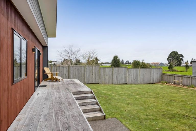 Photo of property in 7 Manatu Lane, Inglewood, 4330