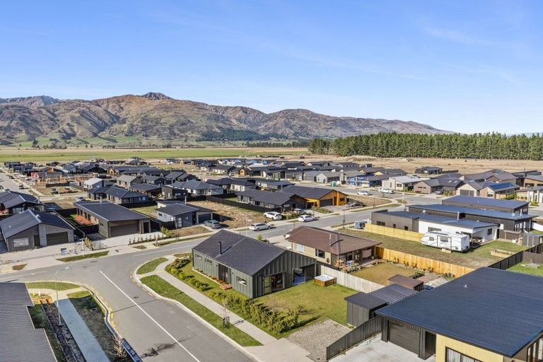 Photo of property in 22 Dunn Street, Lake Hawea, Wanaka, 9382