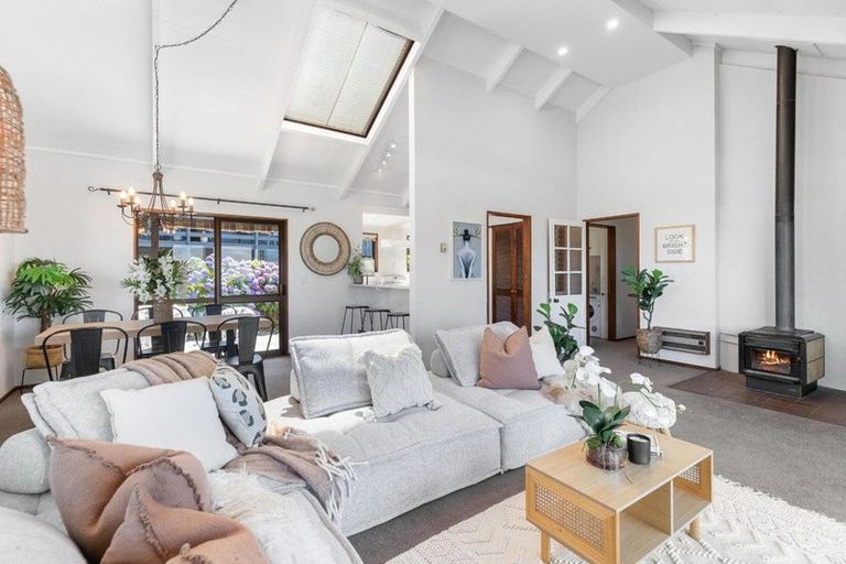 Photo of property in 4 Earnslaw Terrace, Queenstown, 9300
