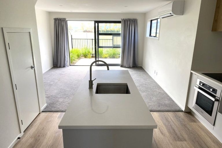 Photo of property in 12/28 Fitzherbert Road, Wainuiomata, Lower Hutt, 5014