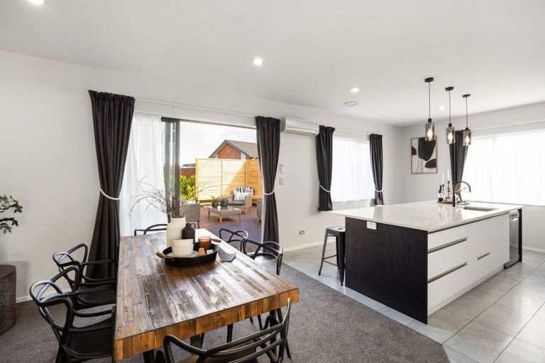 Photo of property in 7 Hampshire Court, Flagstaff, Hamilton, 3210