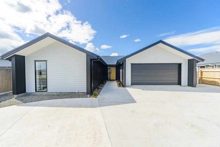 Photo of property in 86 James Line, Kelvin Grove, Palmerston North, 4414