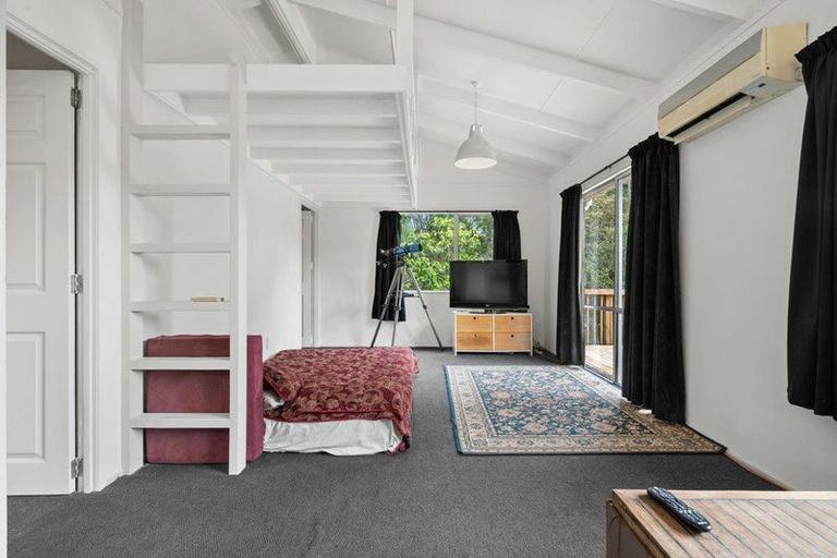 Photo of property in 190a Howard Road, Orere Point, Papakura, 2585