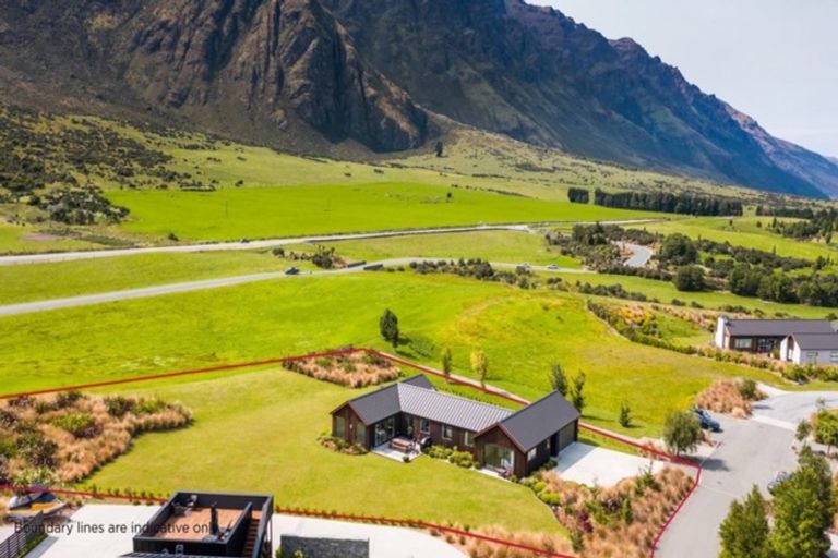 Photo of property in 42 Mckellar Drive, Jacks Point, Queenstown, 9371