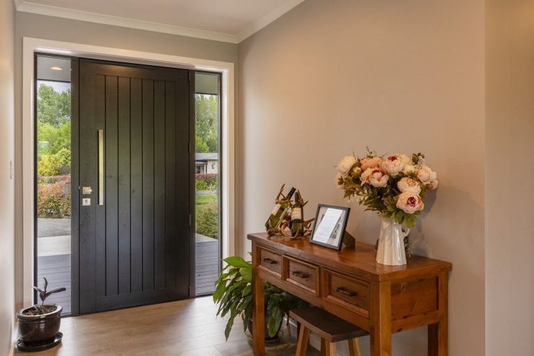 Photo of property in 102 Lindsay Road, Waipukurau, 4283