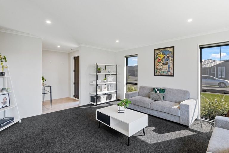 Photo of property in 12 Full Moon Lane, Rolleston, 7614