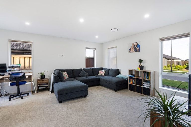 Photo of property in 62 Nethercote Way, Rolleston, 7614