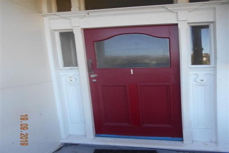 Photo of property in 1/13 Garden Road, Northland, Wellington, 6012