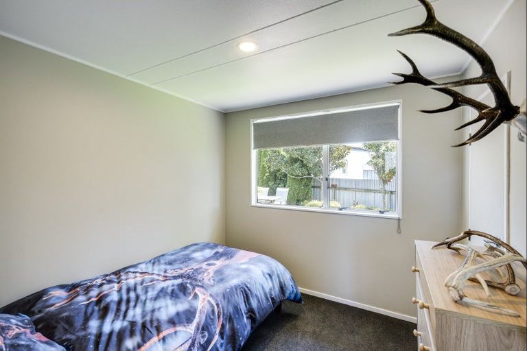 Photo of property in 35 Gilmour Place, Taradale, Napier, 4112