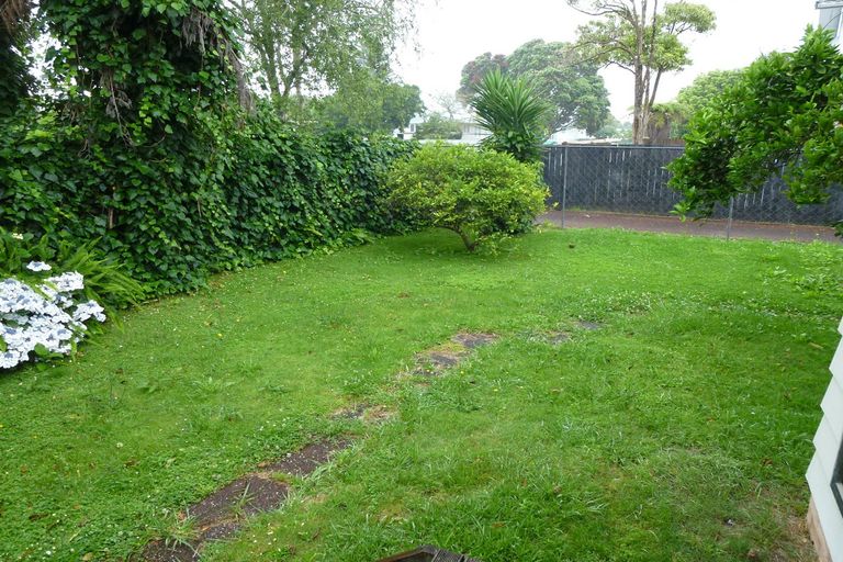 Photo of property in 32 Te Kanawa Crescent, Henderson, Auckland, 0610