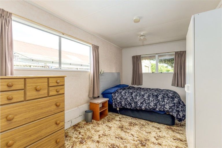 Photo of property in 28 Huffey Street, Geraldine, 7930