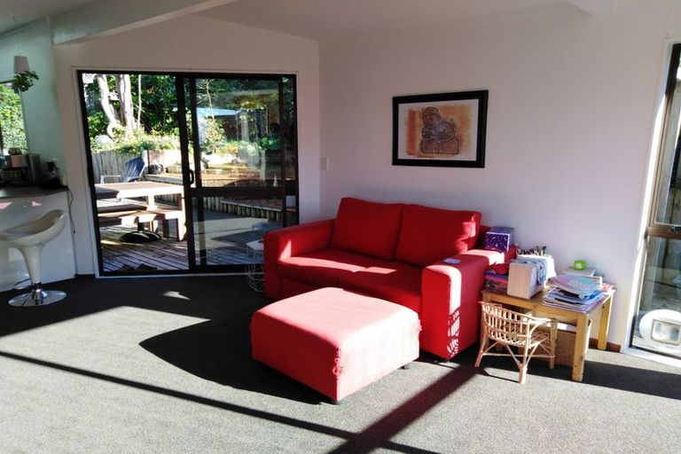 Photo of property in 22 Satara Crescent, Khandallah, Wellington, 6035