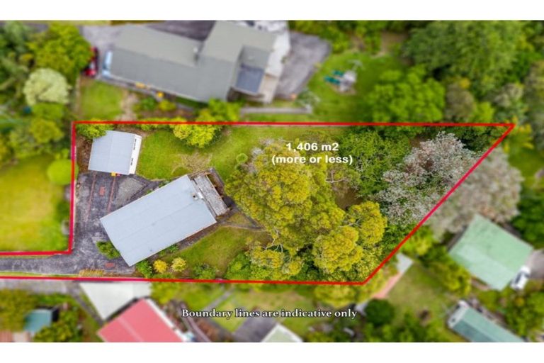 Photo of property in 17 Hilling Street, Titirangi, Auckland, 0604