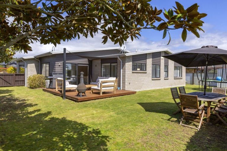 Photo of property in 15 Windsor Street, Richmond Heights, Taupo, 3330