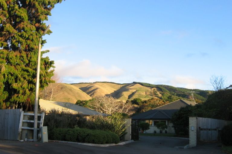 Photo of property in 29a Karu Crescent, Waikanae, 5036