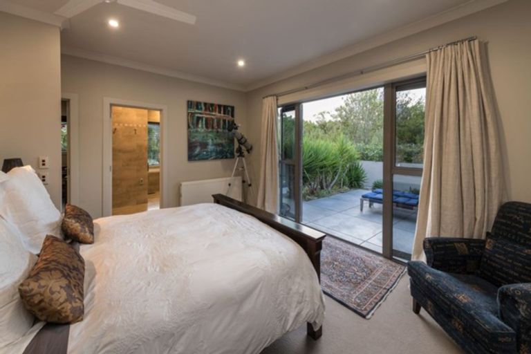 Photo of property in 5 Hollyhock Lane, Wanaka, 9305