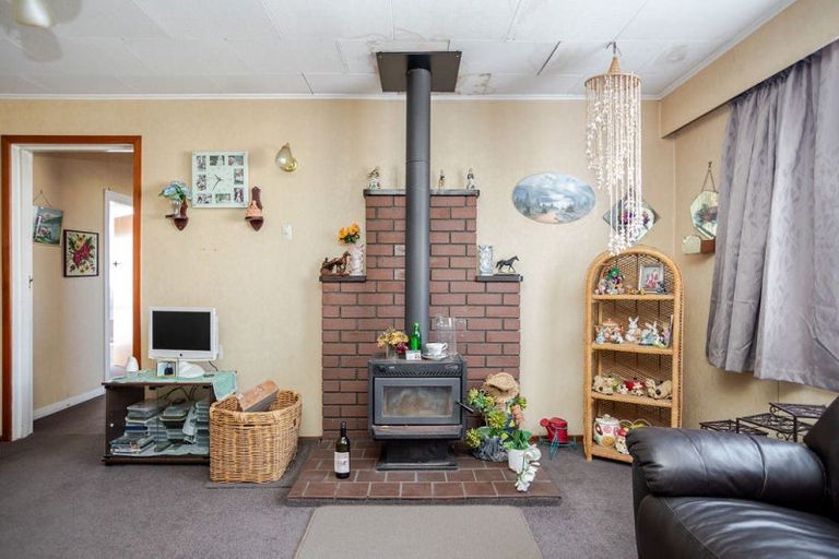 Photo of property in 4 Otanga Street, Dannevirke, 4930