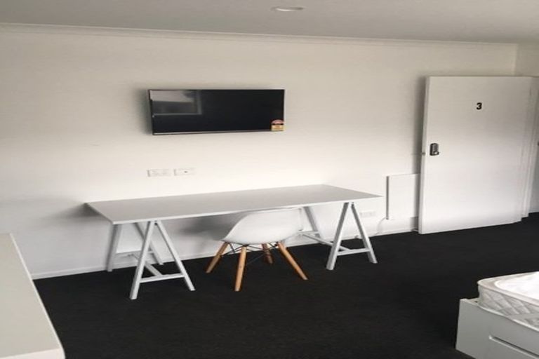 Photo of property in 16u1 Hogan Street, Hamilton East, Hamilton, 3216