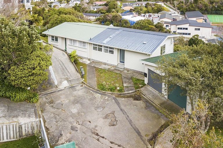 Photo of property in 14f2 Astor Street, Karori, Wellington, 6012
