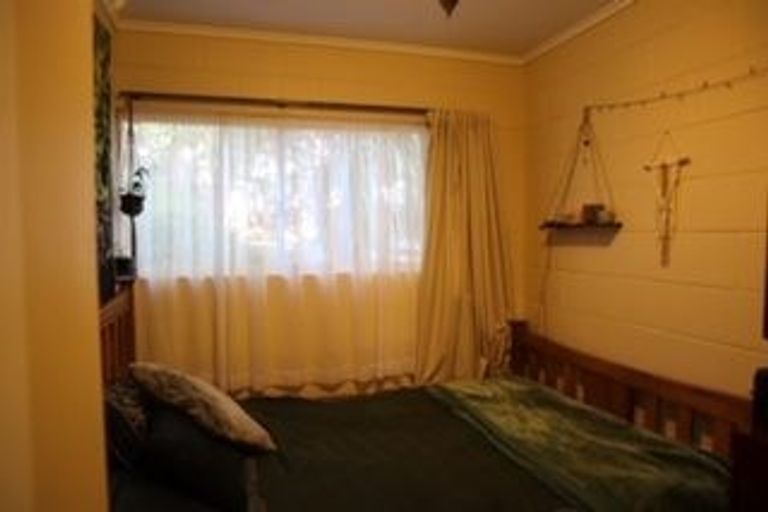 Photo of property in 12 Holt Avenue, Torbay, Auckland, 0630