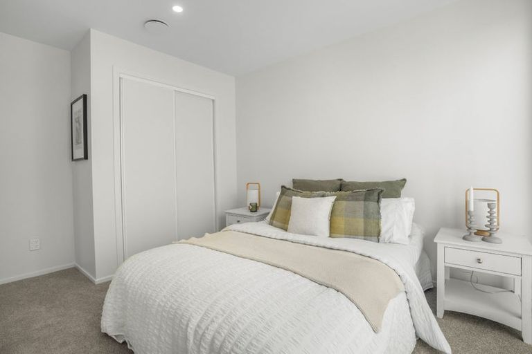 Photo of property in 2/10 Pascoe Avenue, Paremata, Porirua, 5026