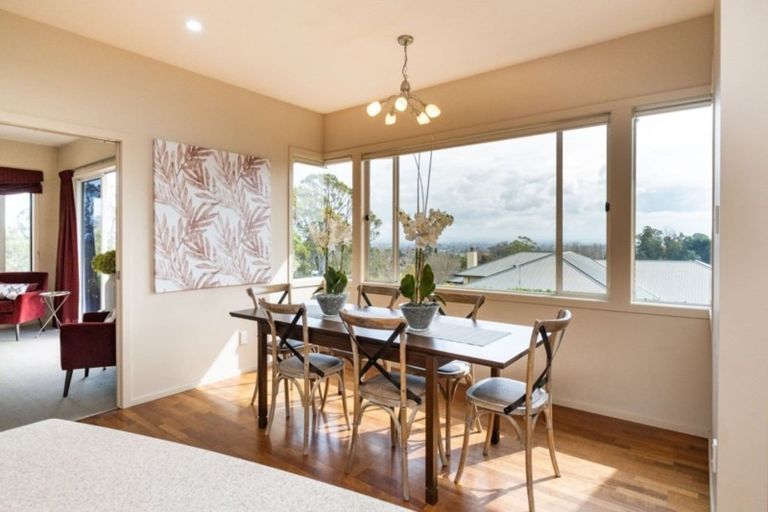 Photo of property in 68 Rochfort Road, Havelock North, 4130